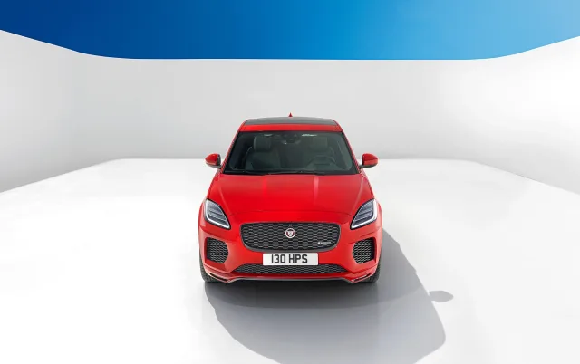 Jaguar E-Pace 2017 (Ягуар И-пейс) кроссовер — 10