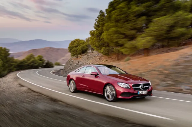Mercedes-Benz E-Class Coupe 2017 купе — 2