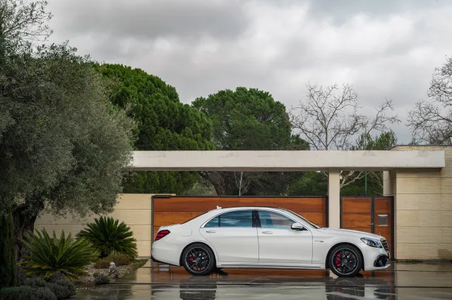 Mercedes-Benz S-Class 2017 sedan — 12