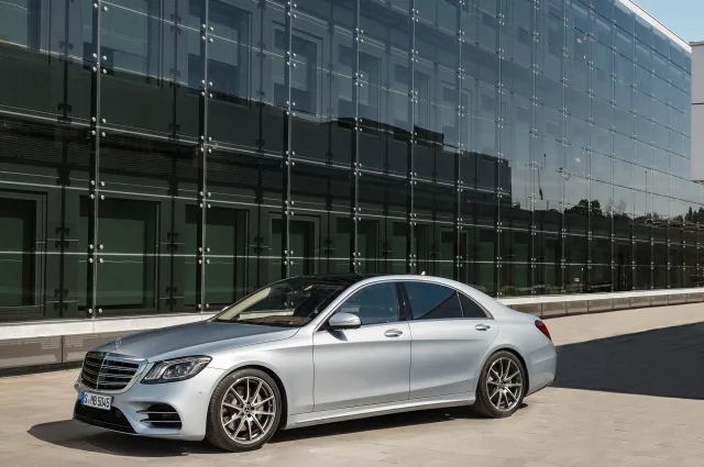 Mercedes-Benz S-Class 2017 sedan — 13