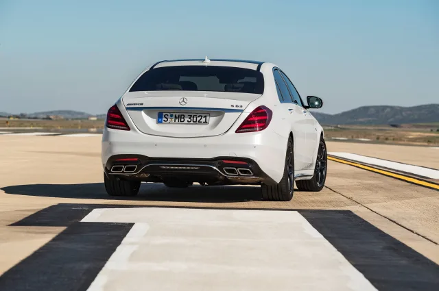 Mercedes-Benz S-Class 2017 sedan — 21