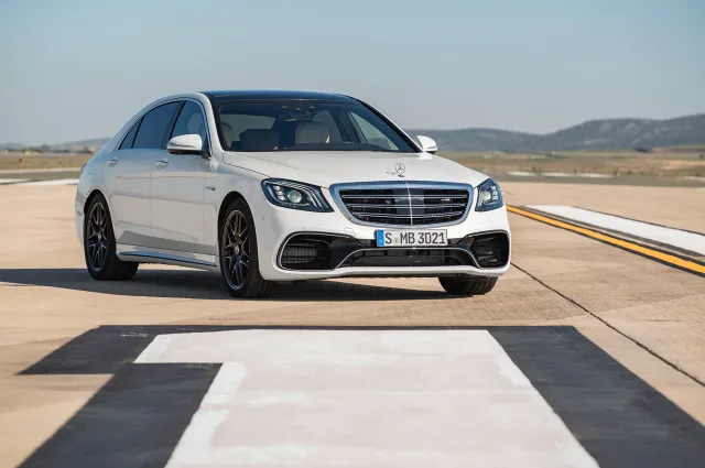 Mercedes-Benz S-Class 2017 sedan — 24