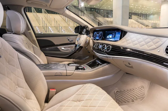 Mercedes-Benz S-Class Maybach 2017 (Мерседес Бенц С-Класс Майбах) седан — 9