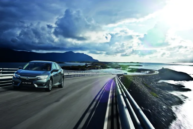 Honda Civic (Хонда Цивик) седан — 4
