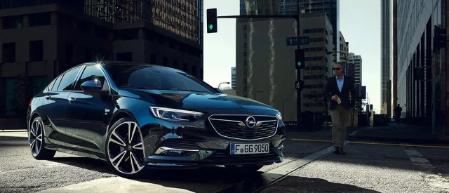 Opel Insignia Grand Sport (Опель Инсигния Гранд Спорт) хэтчбек — 4