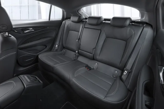 Opel Insignia Grand Sport (Опель Инсигния Гранд Спорт) хэтчбек — 19