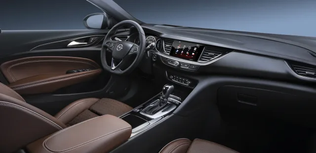 Opel Insignia Grand Sport (Опель Инсигния Гранд Спорт) хэтчбек — 21