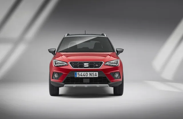 SEAT Arona кросовер — 4