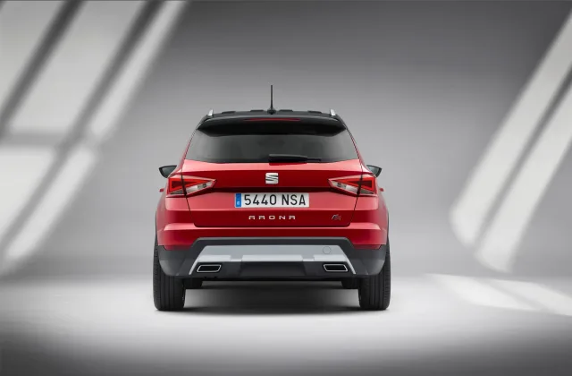 SEAT Arona кросовер — 7