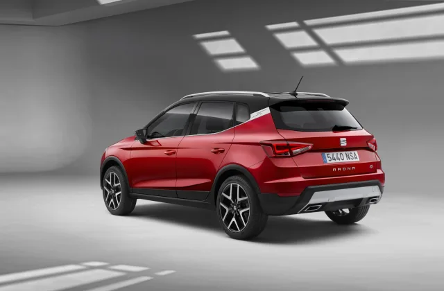 SEAT Arona кросовер — 11