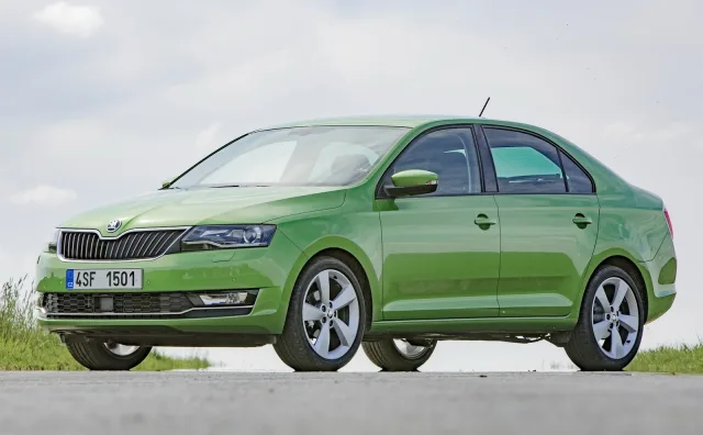 Skoda Rapid 2017 хетчбек — 5