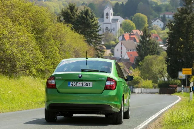 Skoda Rapid 2017 хетчбек — 24