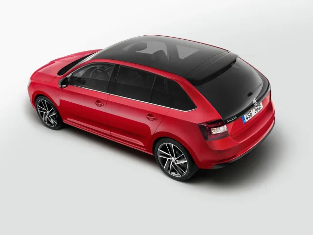 Skoda Spaceback 2017 хетчбек — 7