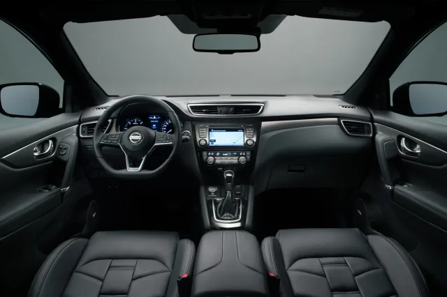 Nissan Qashqai кросовер — 8