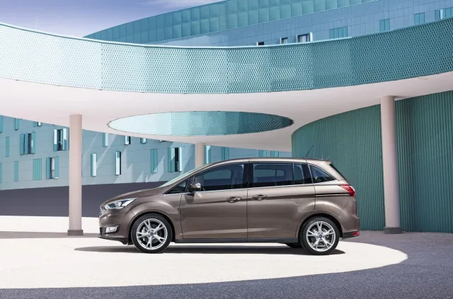 Ford Grand C-MAX (Форд Гранд Си-Макс) минивэн — 3