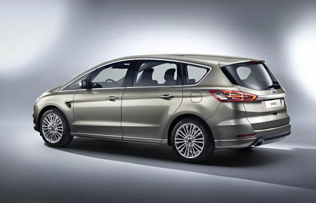 Ford S-MAX 2014 minivan — 6