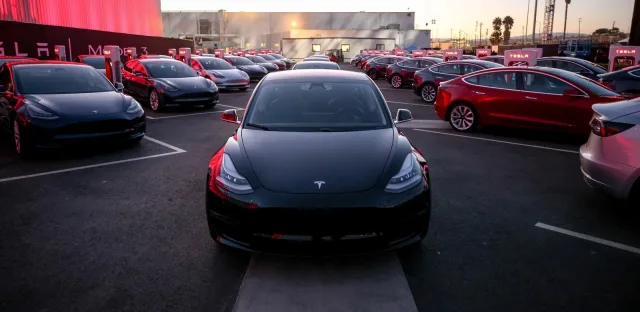 Tesla Model 3 sedan — 4
