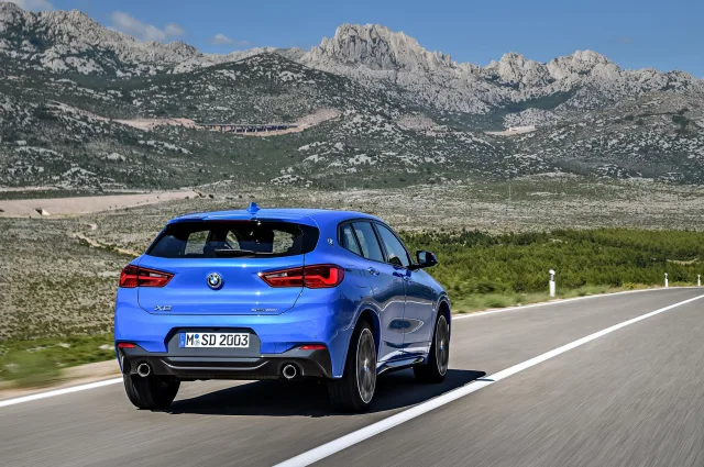 BMW X2 sDrive18i MT — 5