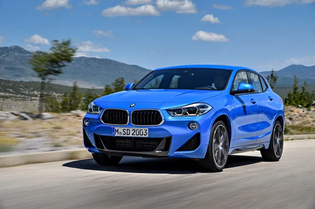 BMW X2 sDrive18i MT — 11
