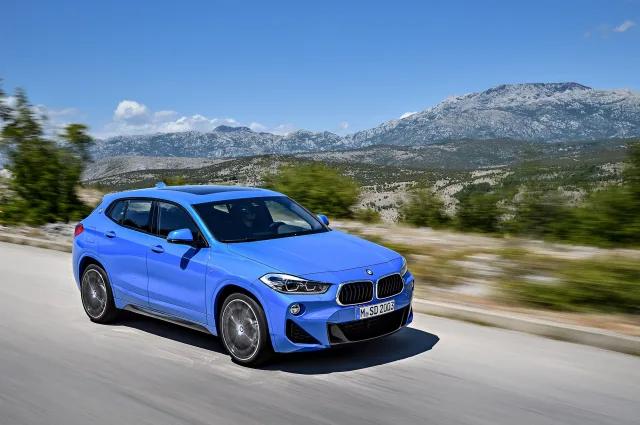 BMW X2 sDrive18i MT — 14
