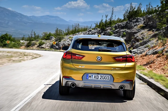 BMW X2 sDrive18i MT — 23
