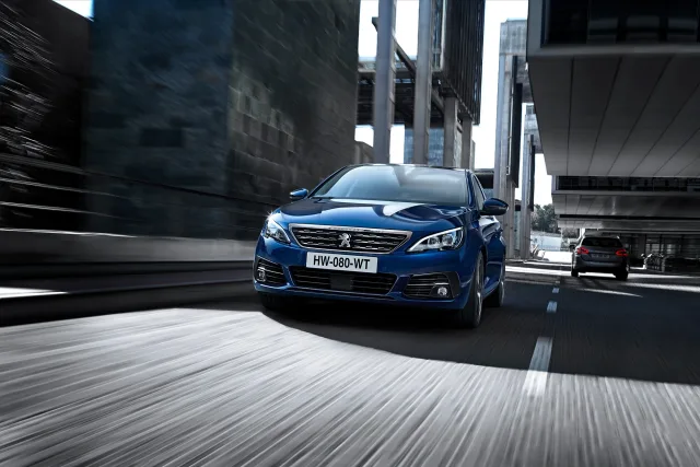 Peugeot 308 1.6D MT Active — 9