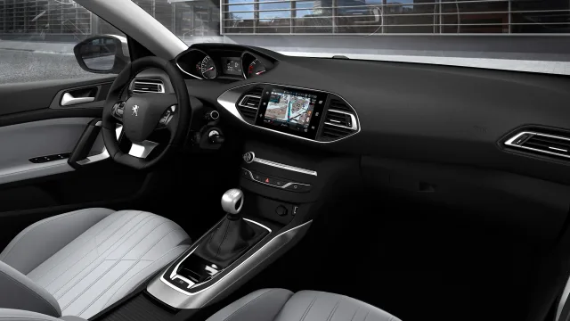 Peugeot 308 1.6D MT Active — 18