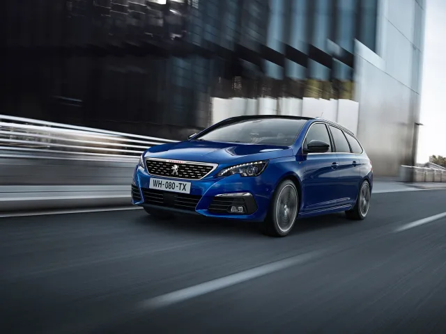Peugeot 308 SW 1.5D AT Active — 11