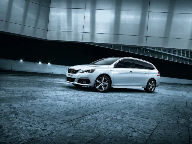 Peugeot 308 SW 1.5D AT Active — 20