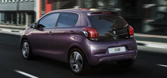 Peugeot 108 хетчбек — 8