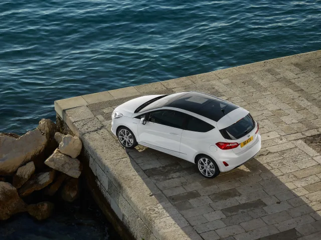 Ford Fiesta хетчбек — 7
