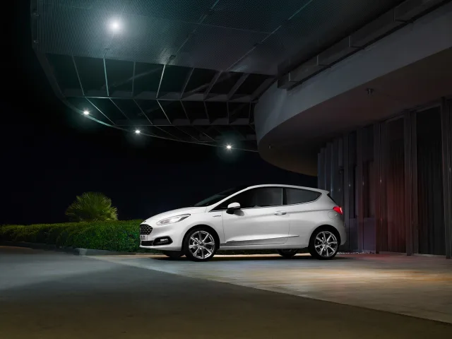 Ford Fiesta хетчбек — 11