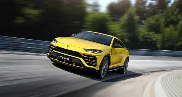 Lamborghini Urus кросовер — 4