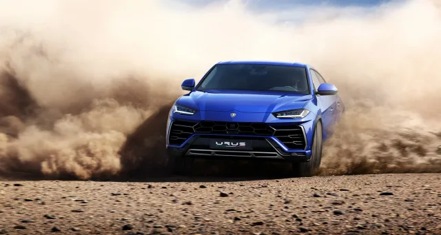 Lamborghini Urus кросовер — 17