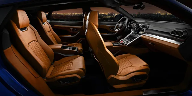 Lamborghini Urus кросовер — 19
