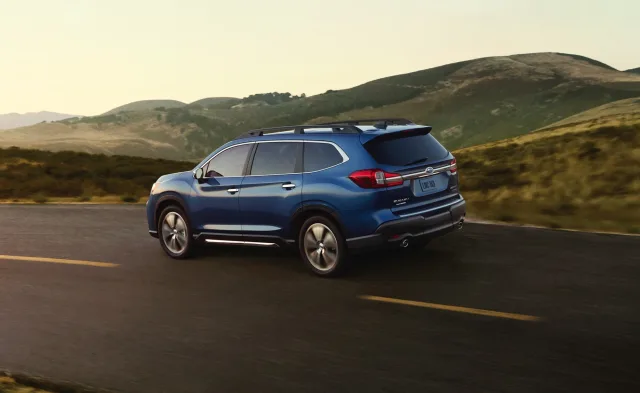 Subaru Ascent кросовер — 8