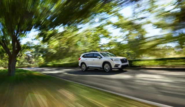 Subaru Ascent кросовер — 9