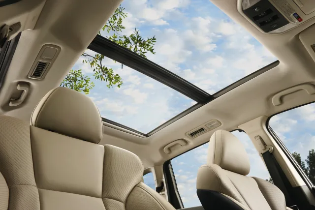 Subaru Ascent кросовер — 14