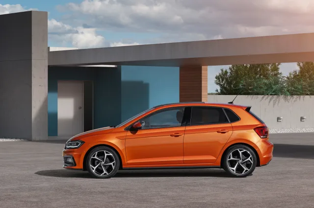 Volkswagen Polo 2017 хетчбек — 3