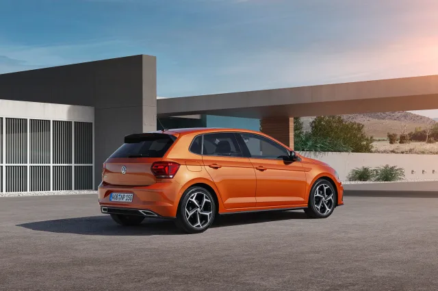 Volkswagen Polo 2017 хетчбек — 6