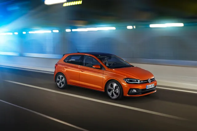 Volkswagen Polo 2017 хетчбек — 9