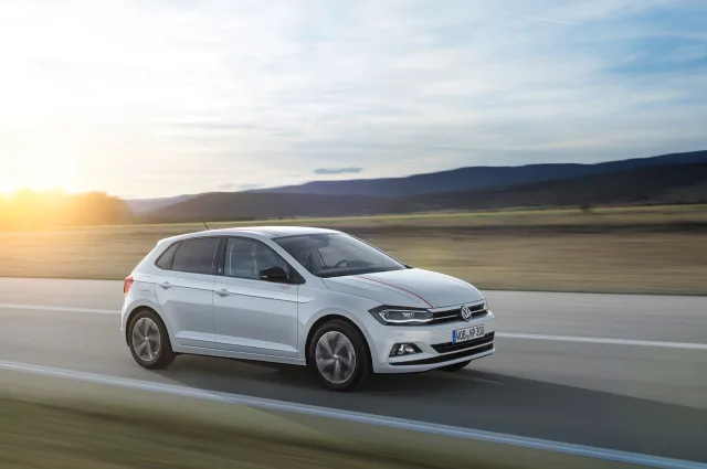 Volkswagen Polo 2017 хетчбек — 14