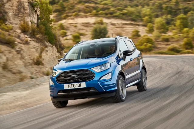 Ford EcoSport кросовер — 11