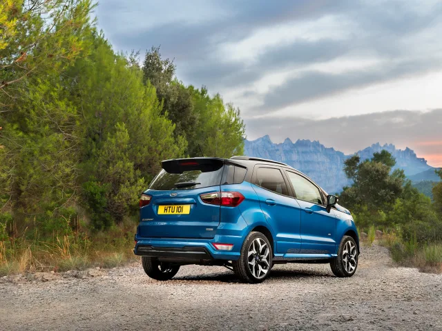 Ford EcoSport кросовер — 13