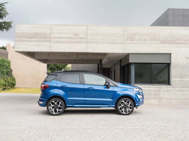 Ford EcoSport кросовер — 14