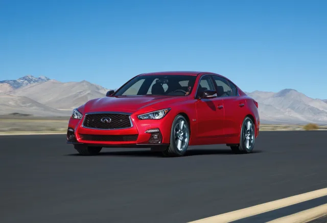 Infiniti Q50 седан — 2