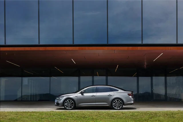 Renault Talisman седан — 6