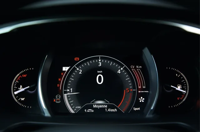 Renault Talisman седан — 15