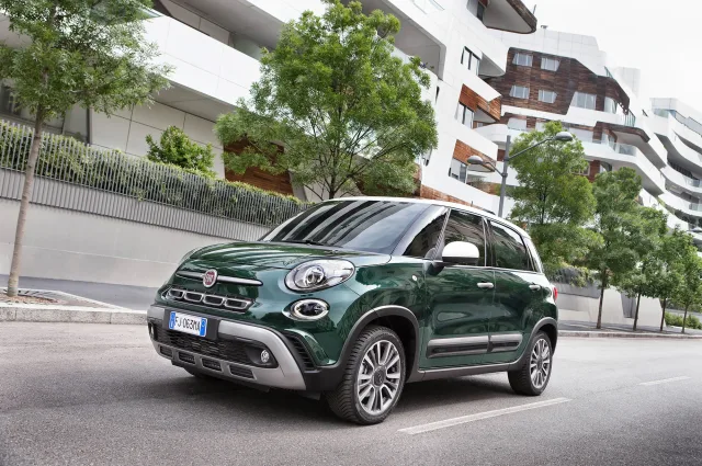 Fiat 500L Cross (Фиат 500 Л Кросс) микровэн — 4