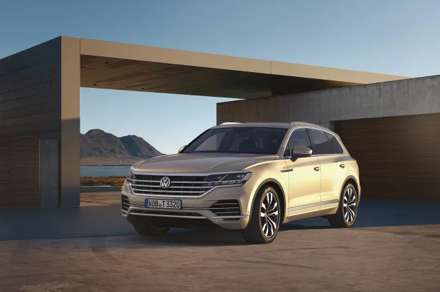 Volkswagen Touareg (Фольксваген Туарег) кроссовер — 3